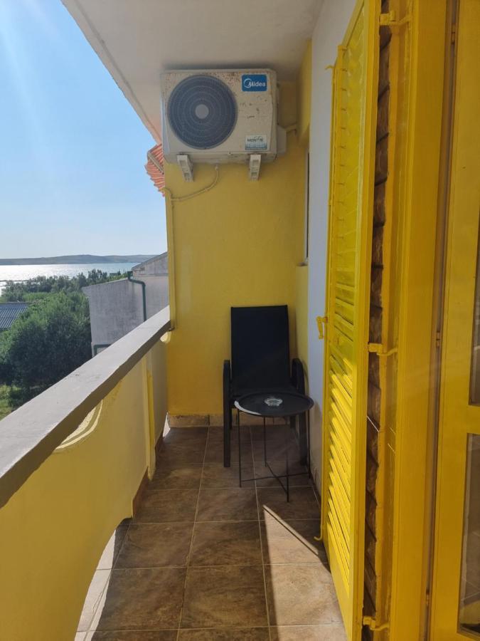 Apartmani Alen Dinjiška Exteriör bild