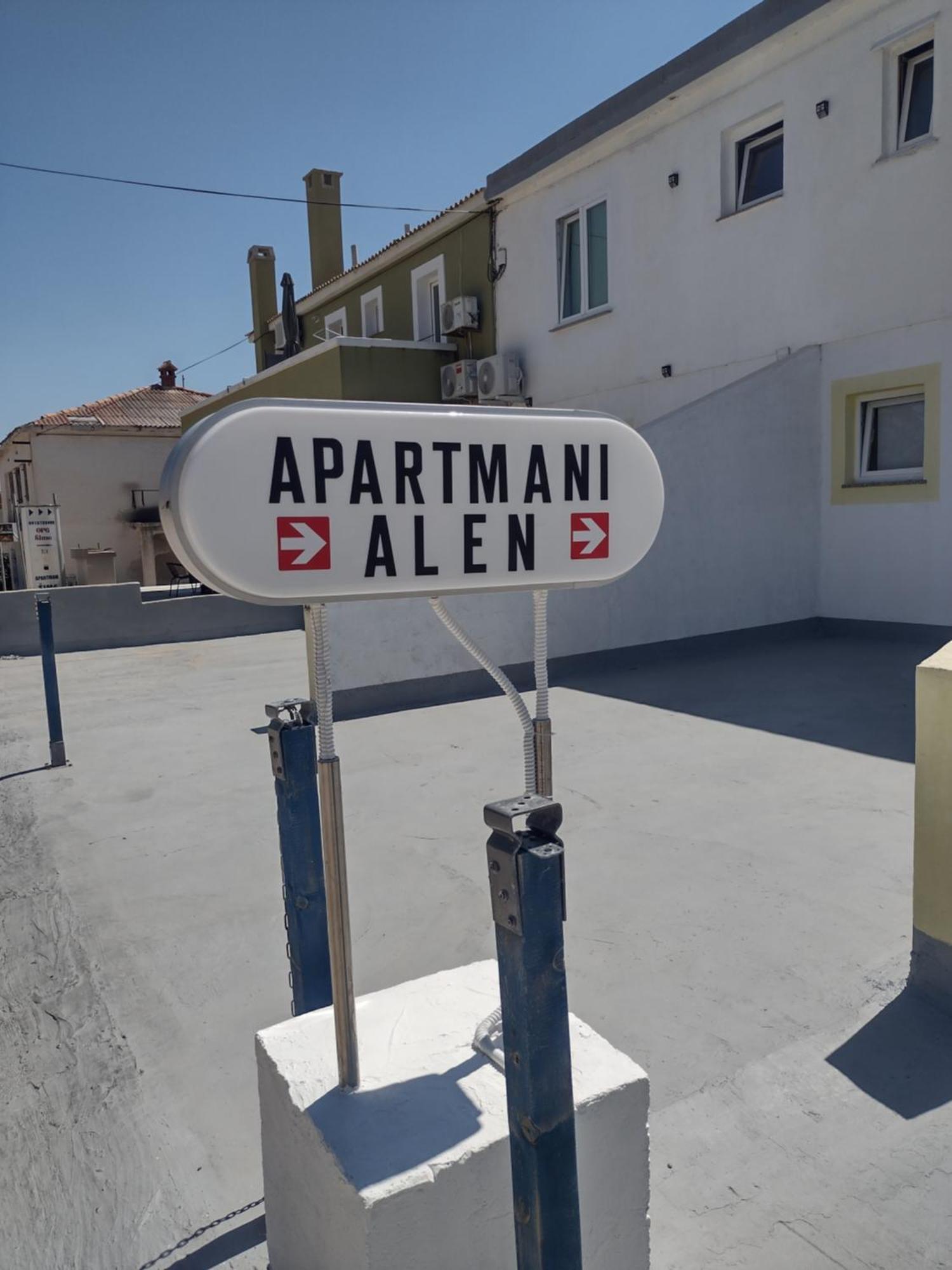 Apartmani Alen Dinjiška Rum bild