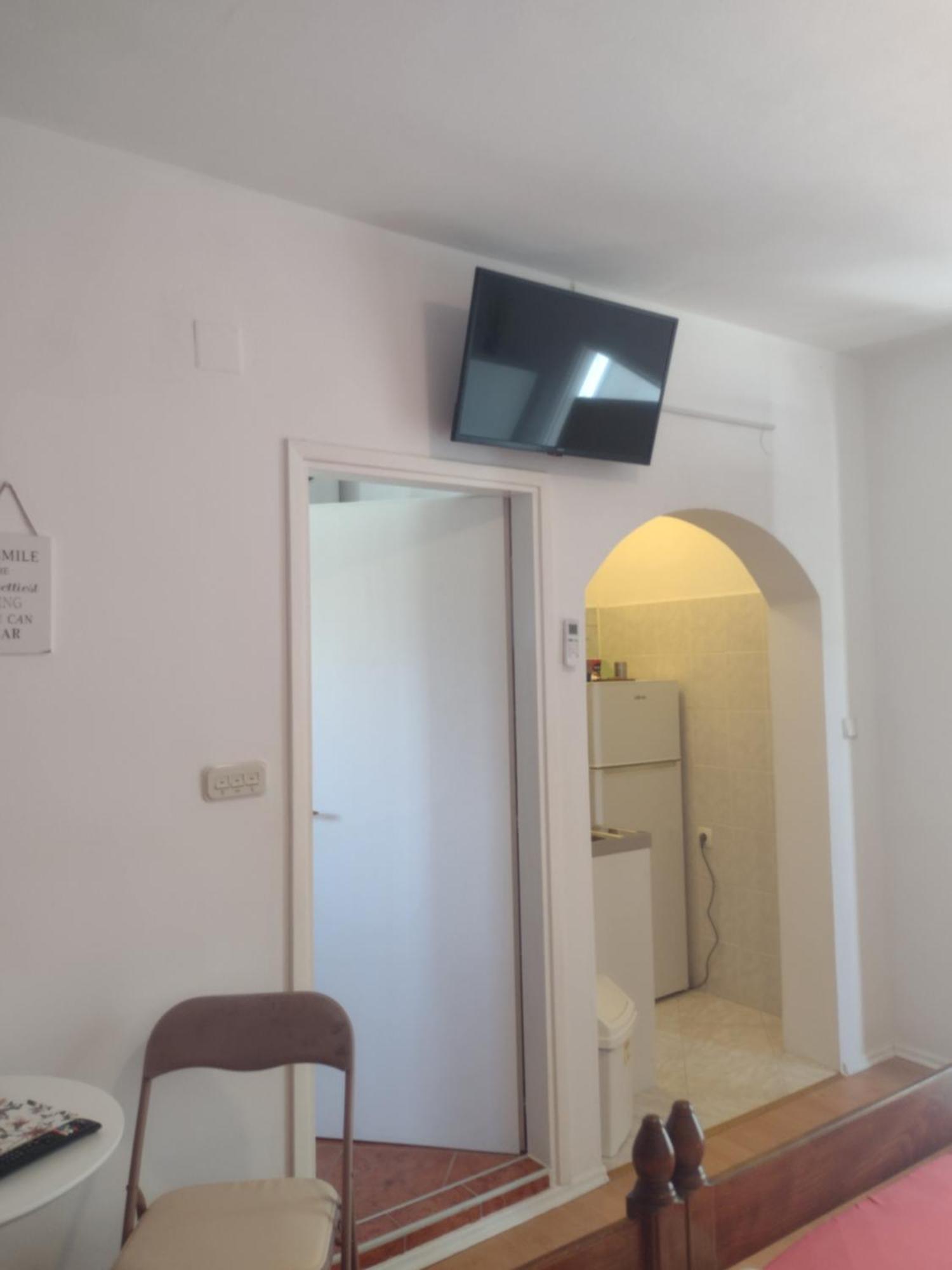 Apartmani Alen Dinjiška Exteriör bild